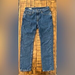 Levi’s Premium Lot 514 Straight Fit Men’s Jeans